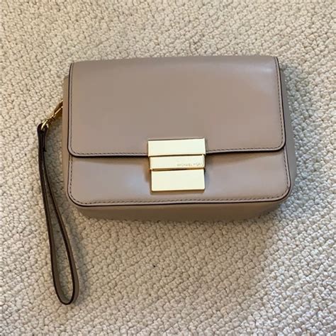 Michael Kors Tan Madelyn Small Leather Wristlet Clutch 